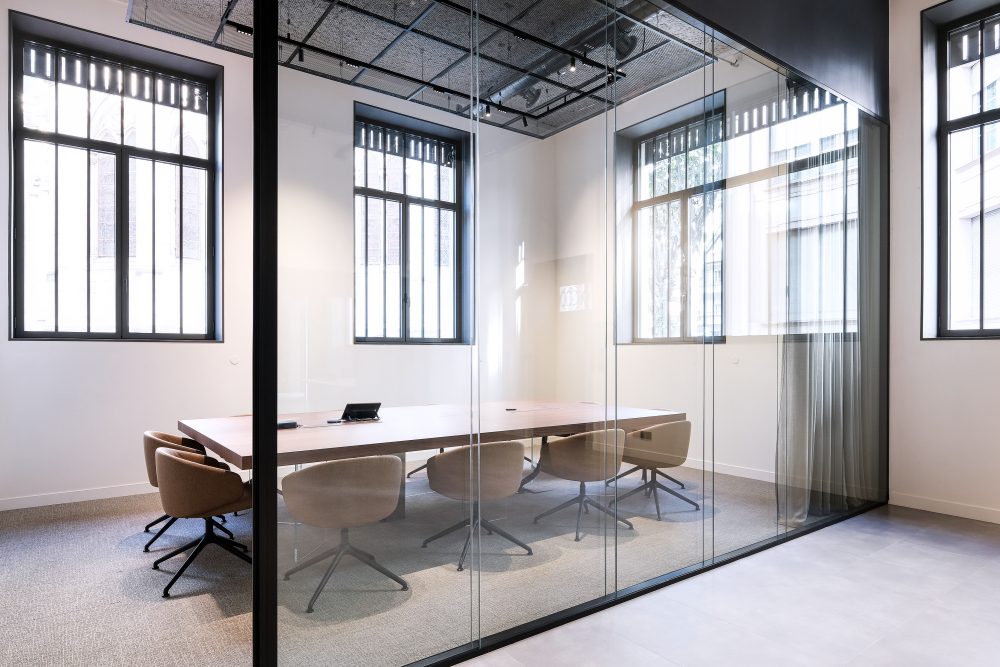 39044C26-A55D-4727-9304-8D567028C29F